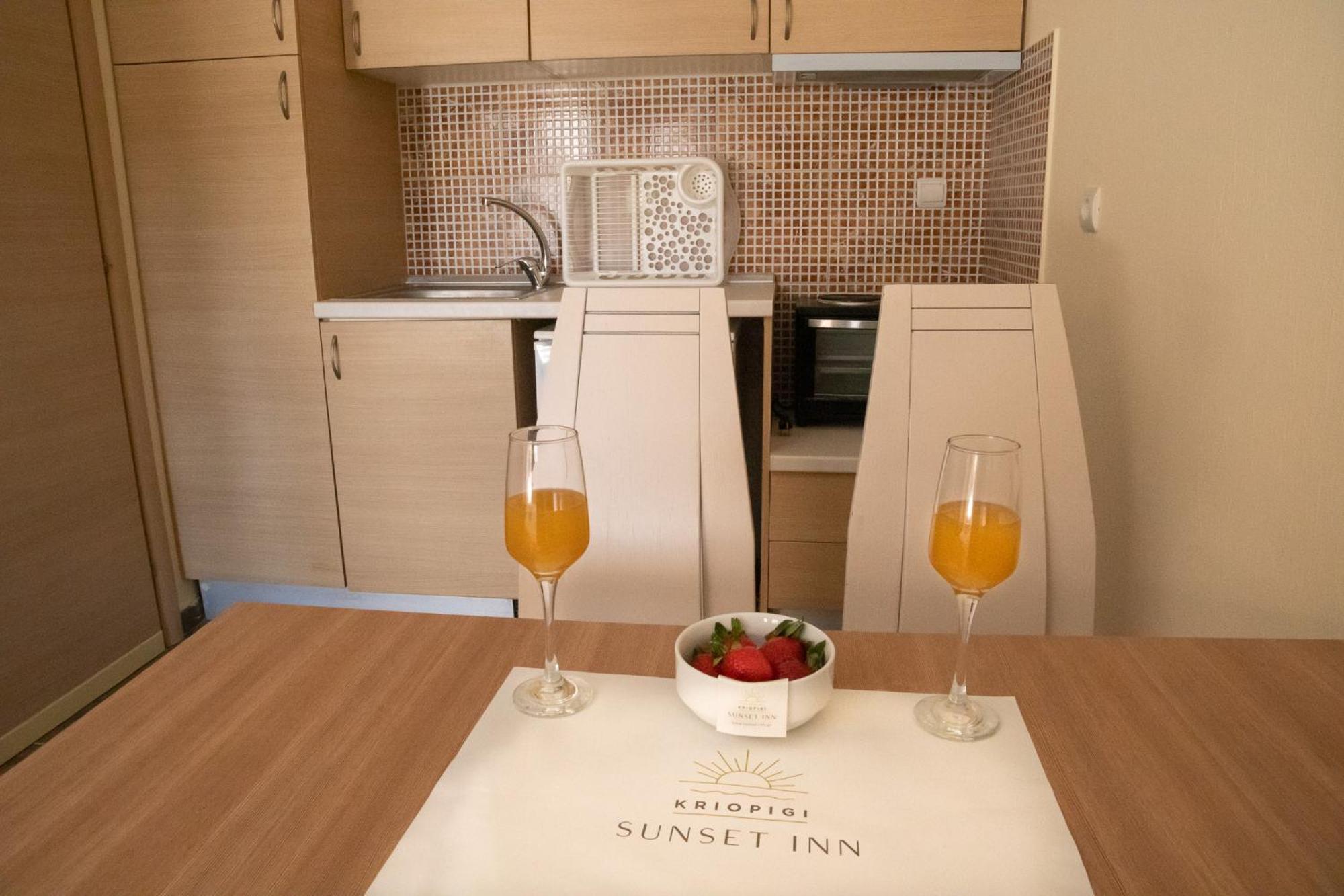 Sunset Inn كريوبيجي المظهر الخارجي الصورة